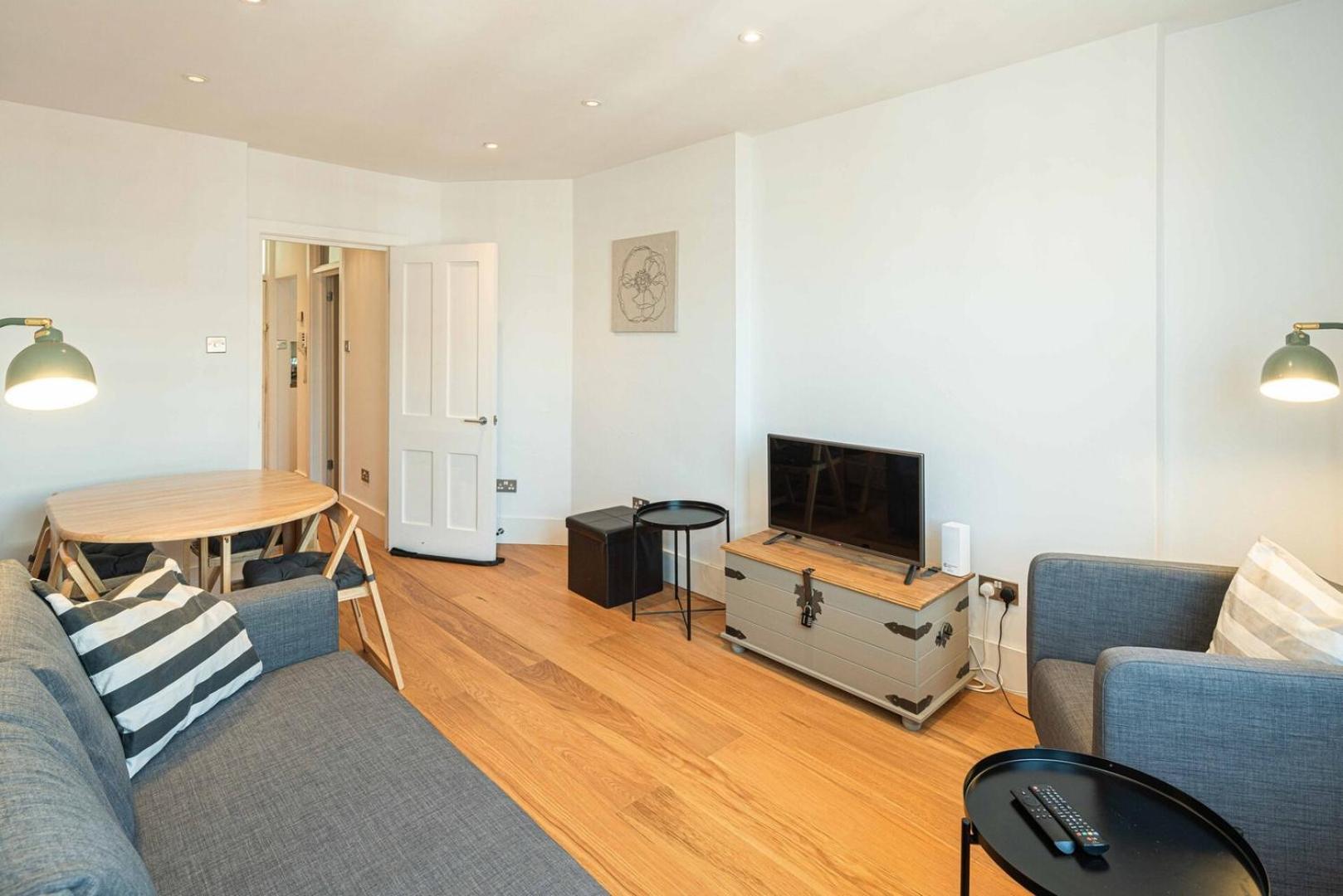 Modern 1-bed Flat In Bloomsbury London
